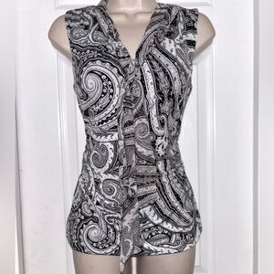 🌻 WHBM Paisley printed Sleeveless tie neck blouse